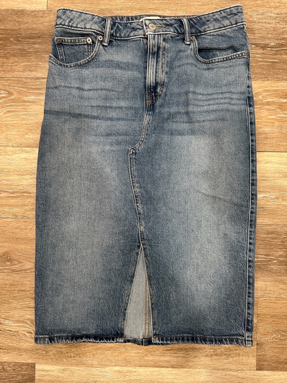 Like New! Lucky 🍀 Midi Jean Skirt